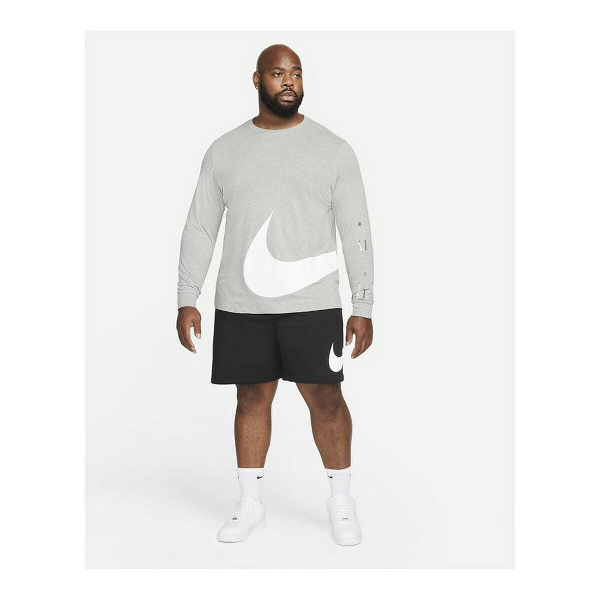 Nike Sportswear Men's T-Shirt - Light Grey - product image 5