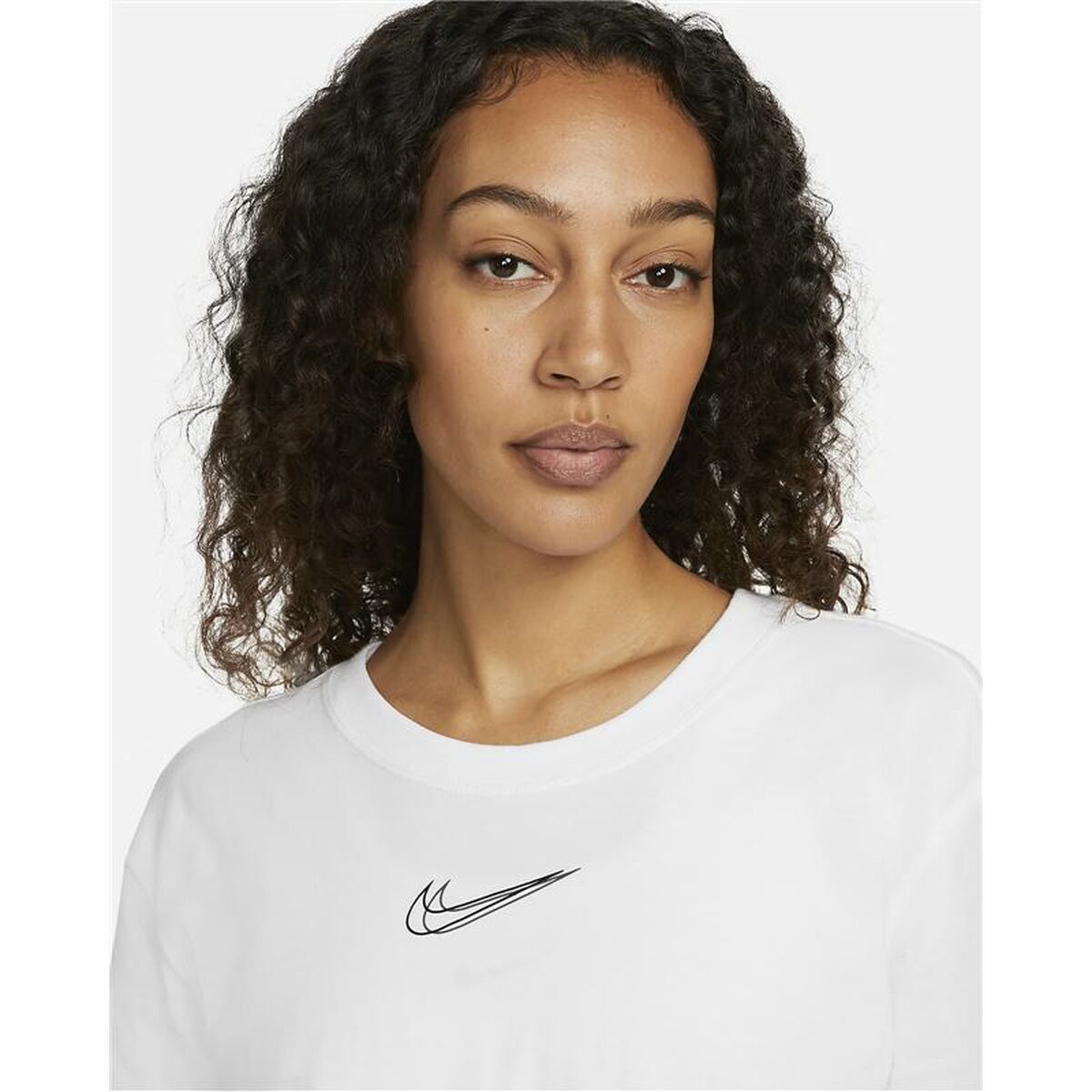 Nike Sportswear Women's T-Shirt - White - product image 7