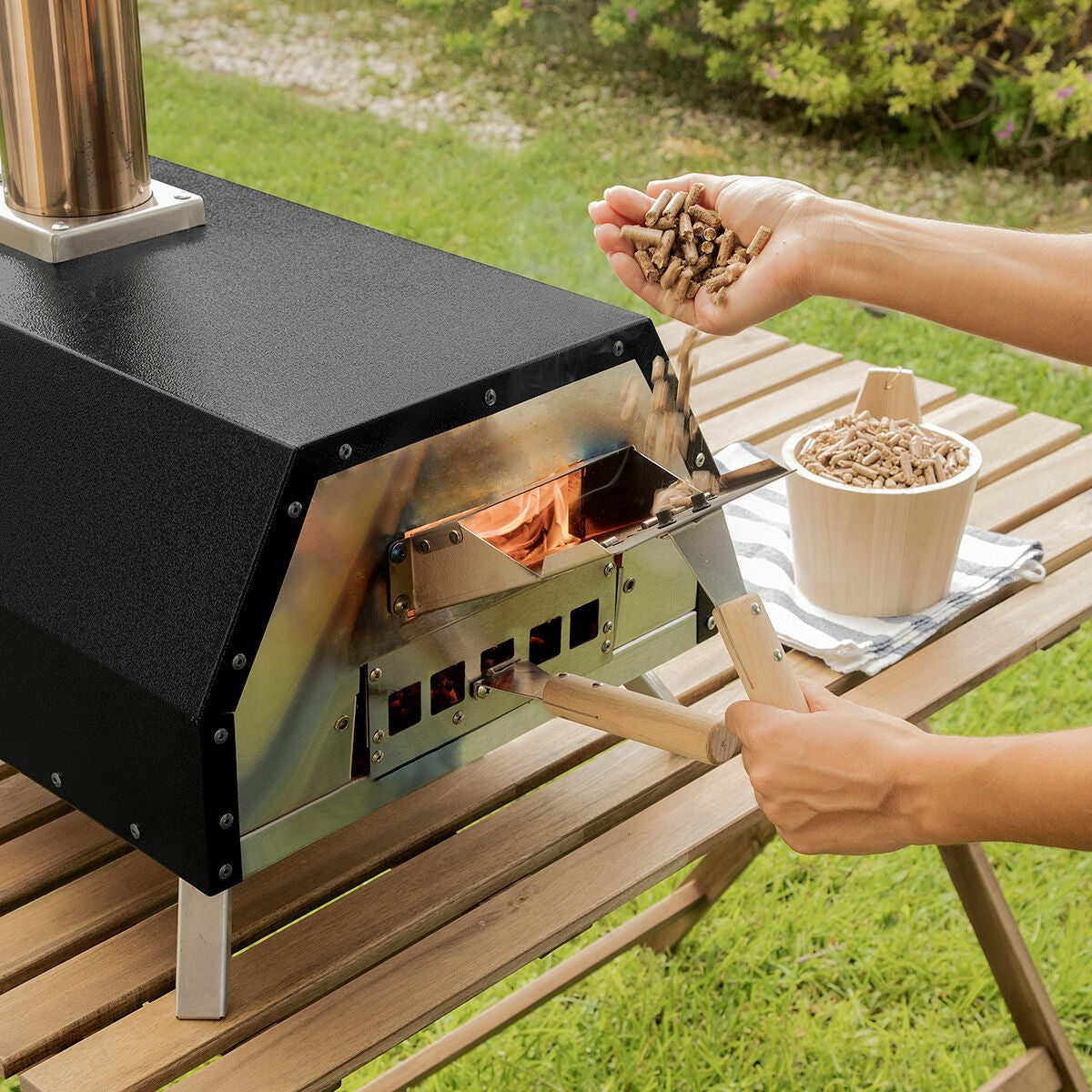 InnovaGoods Pellet Pizza Backofen mit Zubehör Pizzahven – Produktansicht 2
