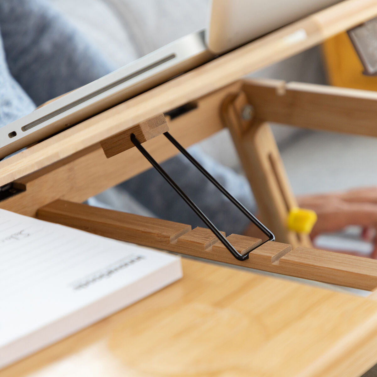 InnovaGoods Bamboo Klappbar Beistelltisch Lapwood – Ansicht 6