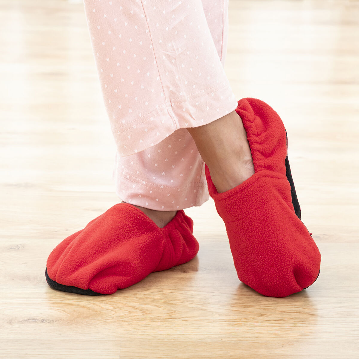 InnovaGoods Microwavable Heated Slippers Rot – Produktansicht 3