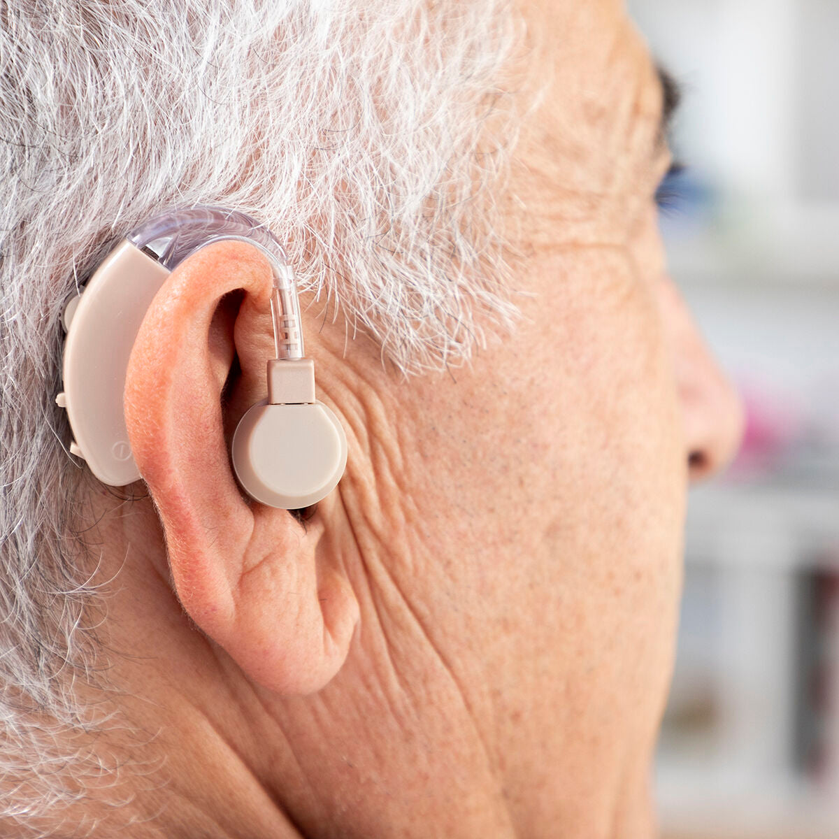 InnovaGoods BTE Hearing Amplifier mit Zubehör Welzy – Produktansicht 1