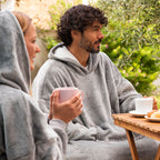 InnovaGoods Oversized Sweatshirt Blanket mit Fleece Lining Swug – Produktansicht 4