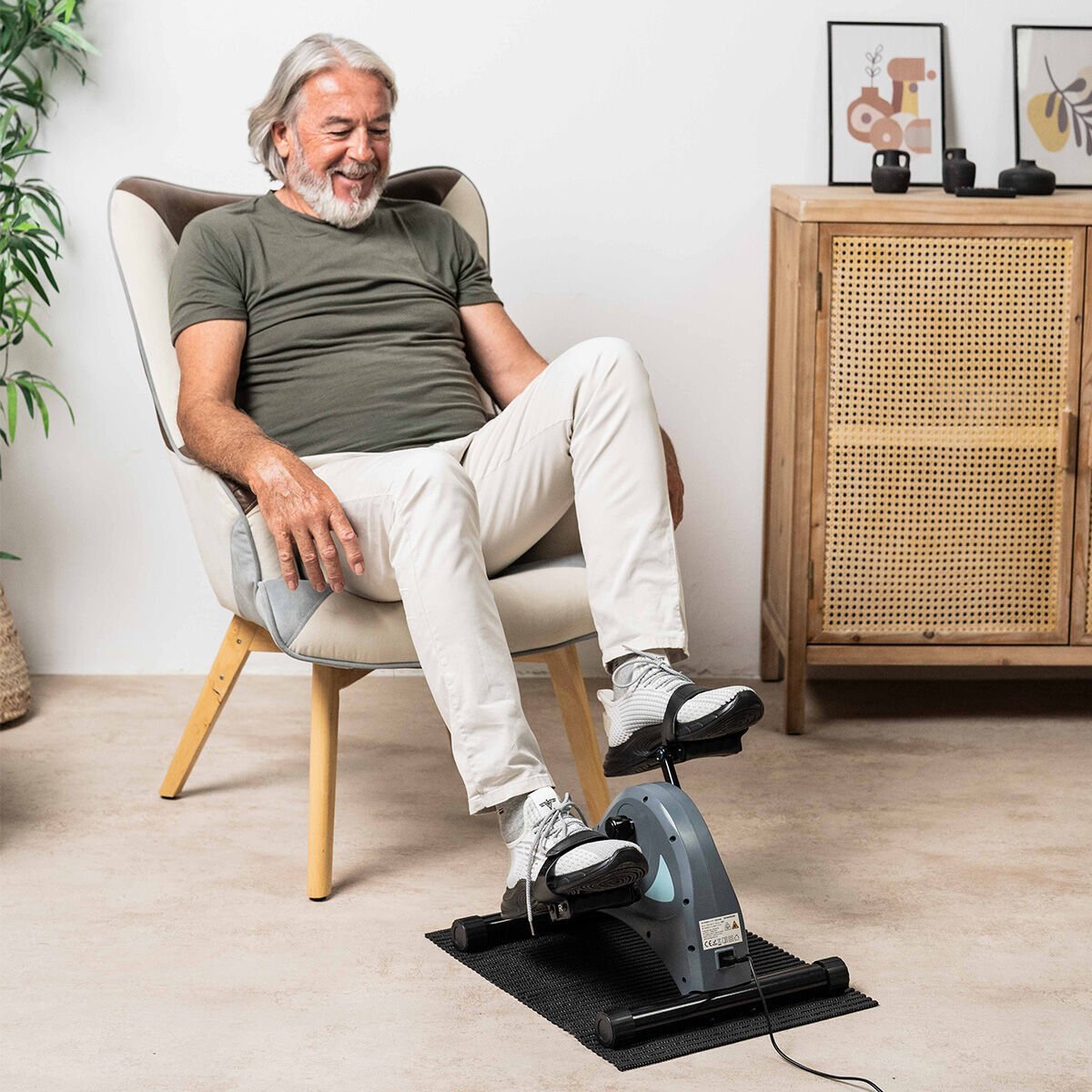 Elektrisch Assisted Pedaler für Arms & Legs mit Matte & Fern Steuerung Velora 3000 InnovaGoods – Produktbild 1