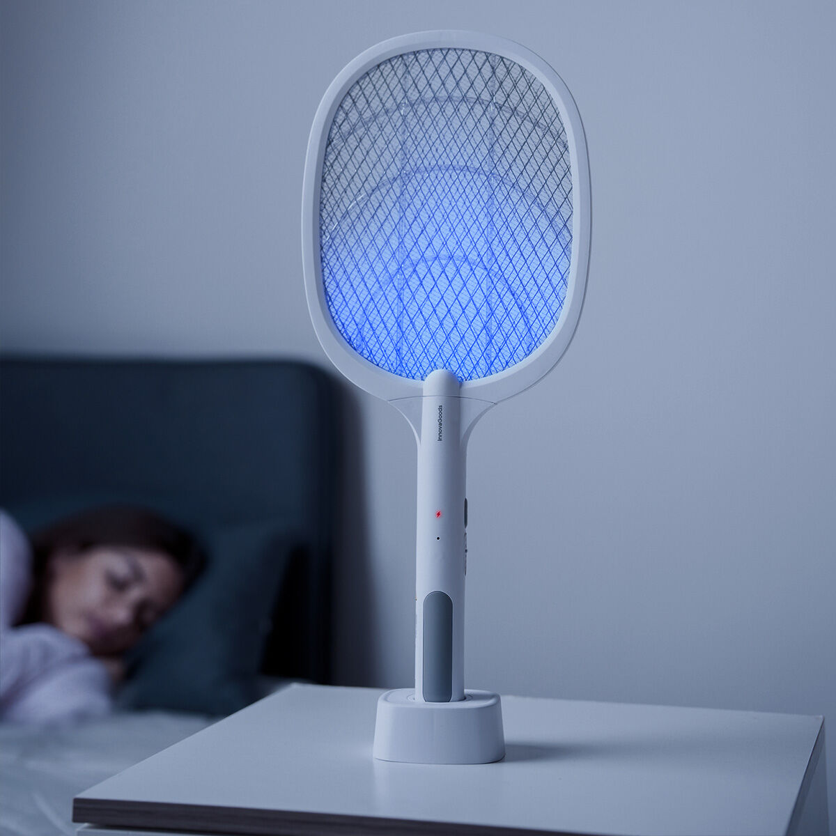 InnovaGoods 2-in-1 Wiederaufladbar Insektenvernichter mit UV-Licht Elecfly – Produktansicht 2
