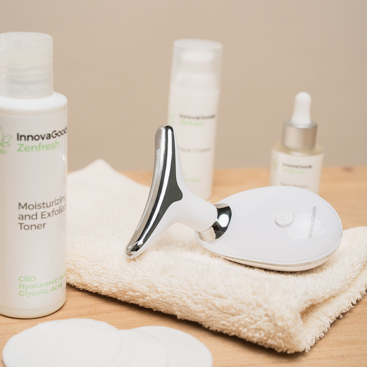 Elektrisches Gesichtsmassagegerät für Gesicht und Nacken mit LED, EMS und Wärme Selora InnovaGoods – Produktansicht 6